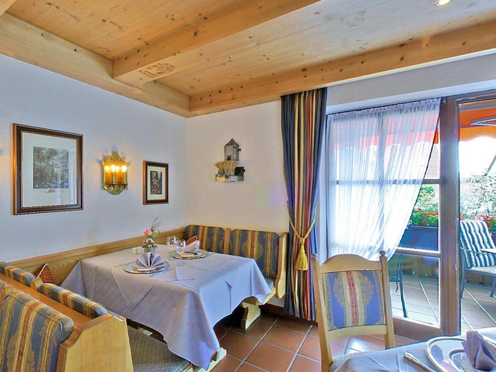 Hotel Alpina Hagnau am Bodensee Extérieur photo