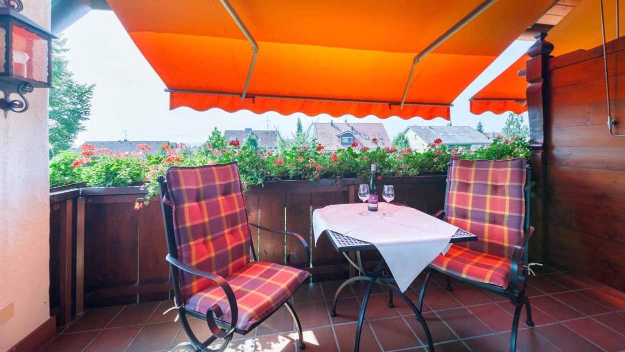 Hotel Alpina Hagnau am Bodensee Extérieur photo