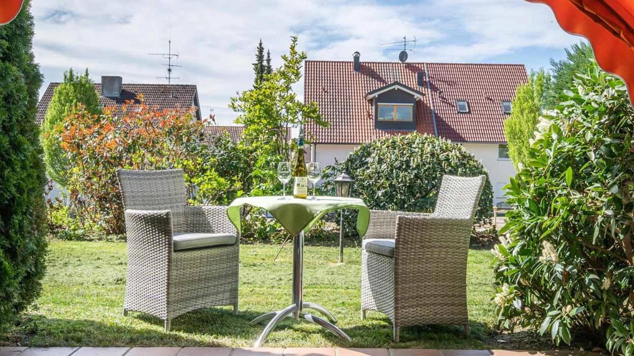 Hotel Alpina Hagnau am Bodensee Extérieur photo