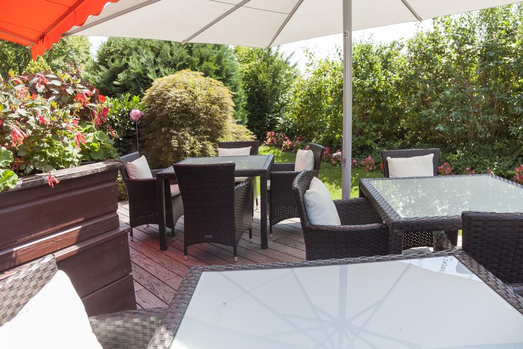 Hotel Alpina Hagnau am Bodensee Extérieur photo
