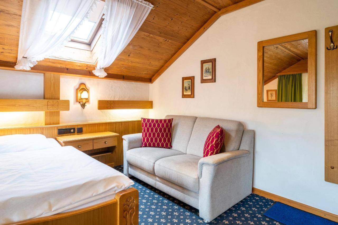 Hotel Alpina Hagnau am Bodensee Extérieur photo