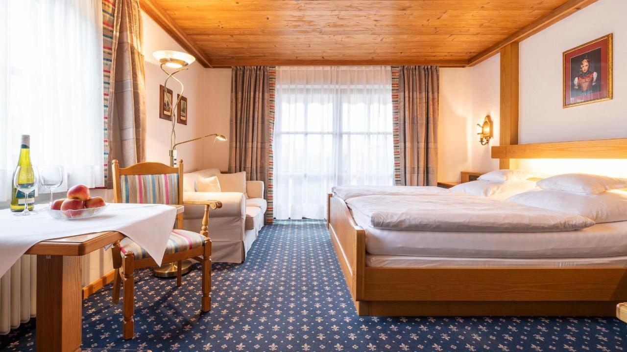 Hotel Alpina Hagnau am Bodensee Extérieur photo