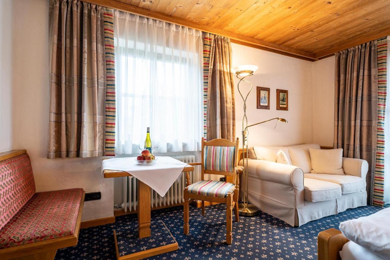Hotel Alpina Hagnau am Bodensee Extérieur photo